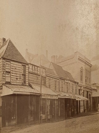 Item #019208 Queen St, Auckland